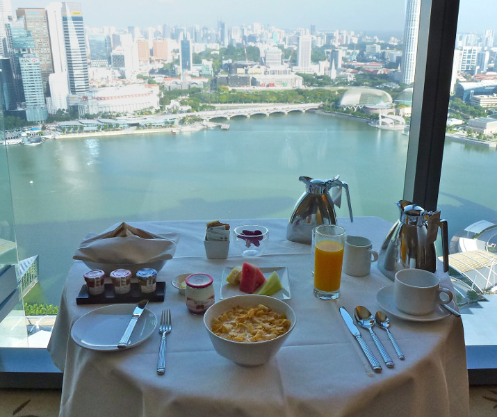 Marina Bay Sands - Frühstück mit Blick auf die Marina Bay