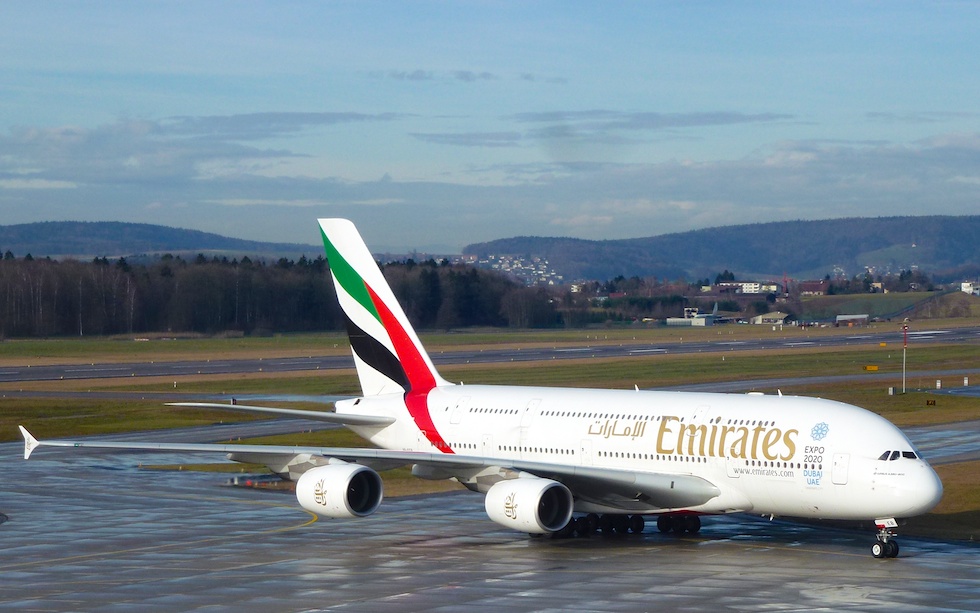Emirates Airbus A380 am Flughafen Zürich