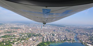 Im Edelweiss-Zeppelin über Zürich