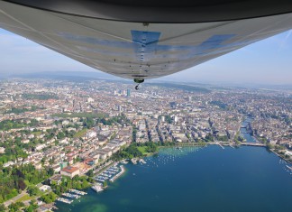 Im Edelweiss-Zeppelin über Zürich